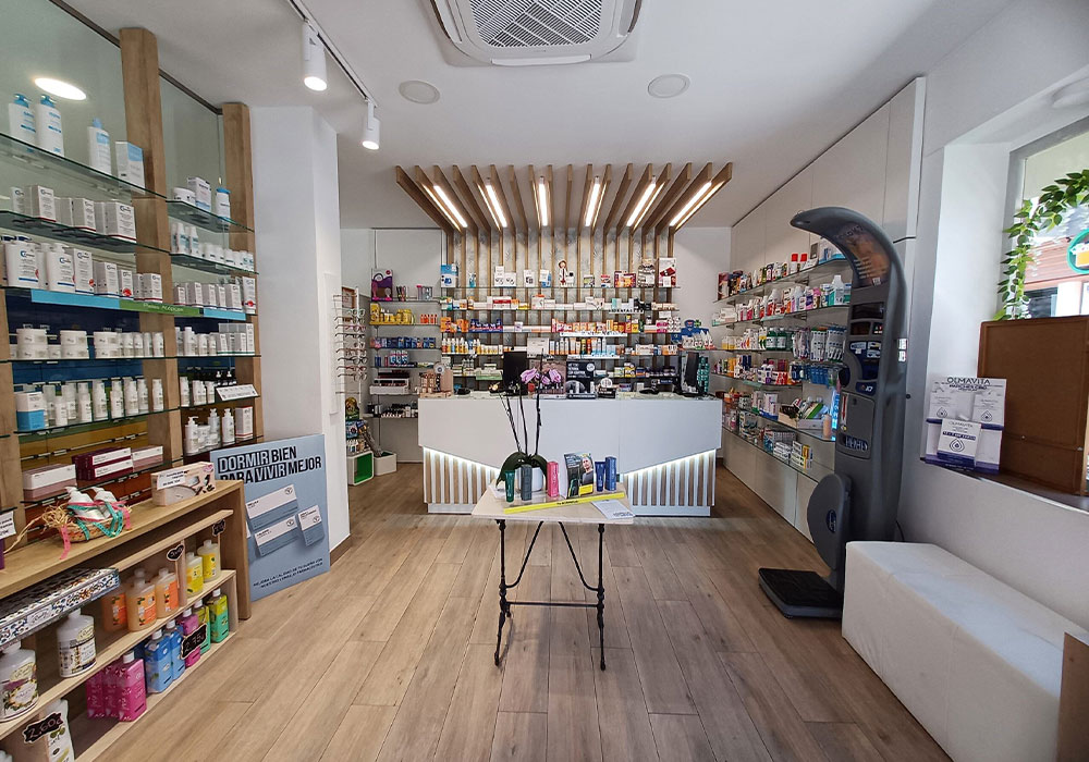 Imagen del interior de la farmacia San Enrique